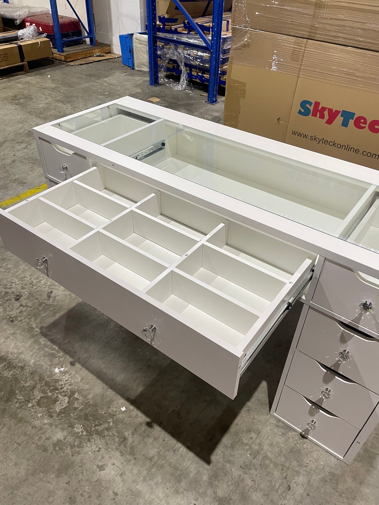 1430mm White Glass Top Vanity Table with 9 Drawers — KL-DS11N