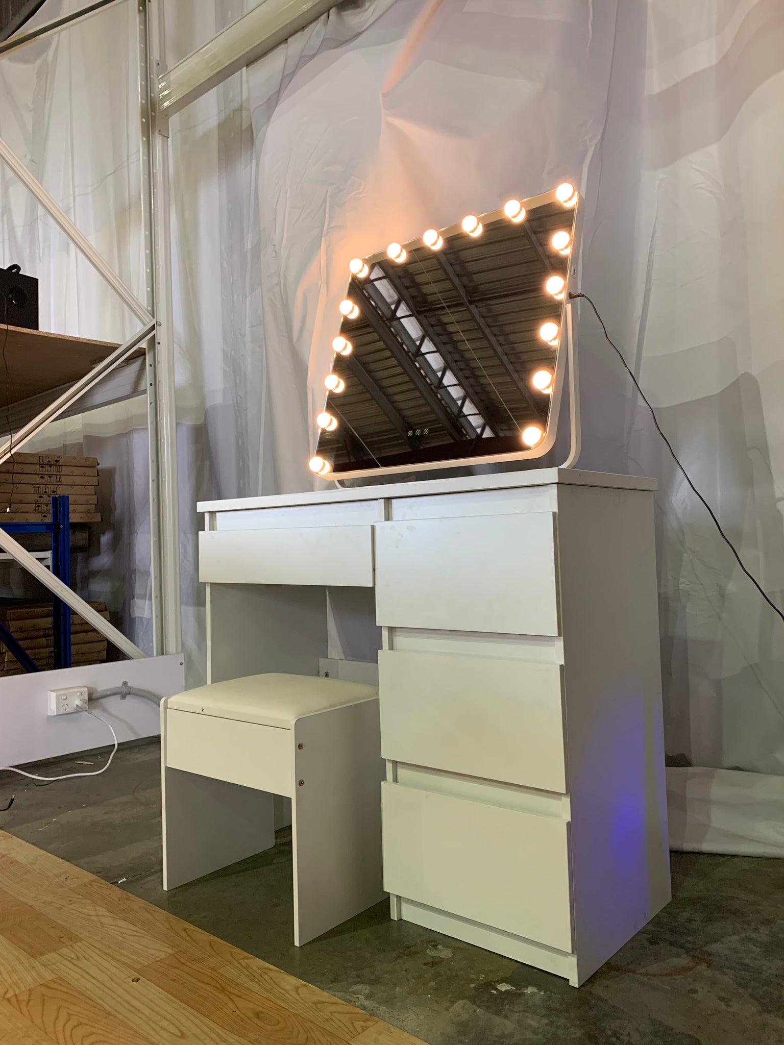 20% off (Brisbane only) WHITE MAKE-UP DRESSER TABLE WITH LED MIRROR WITH DRAWERS & PULL OUT CHAIR KLDS05