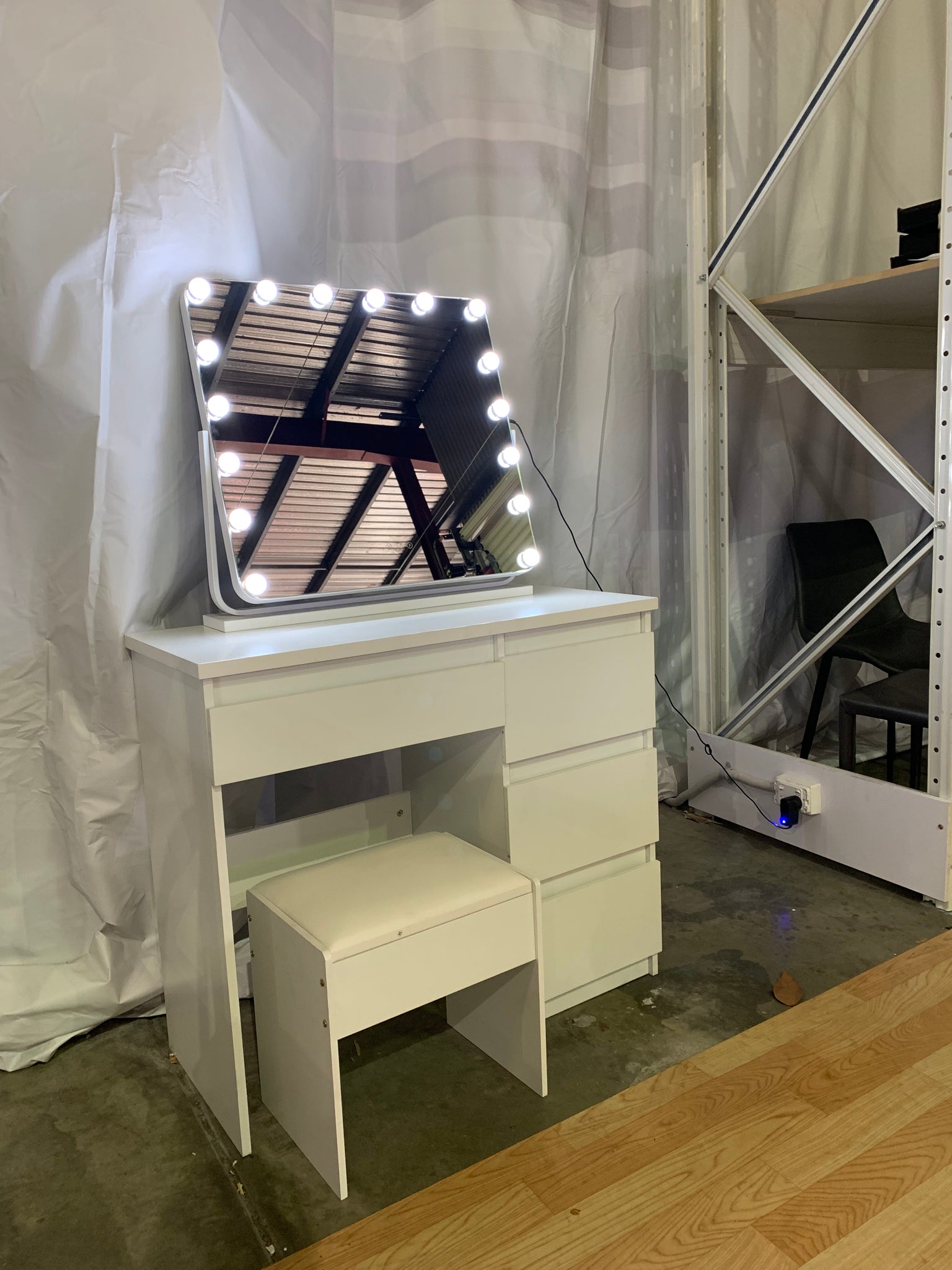 20% off (Brisbane only) WHITE MAKE-UP DRESSER TABLE WITH LED MIRROR WITH DRAWERS & PULL OUT CHAIR KLDS05