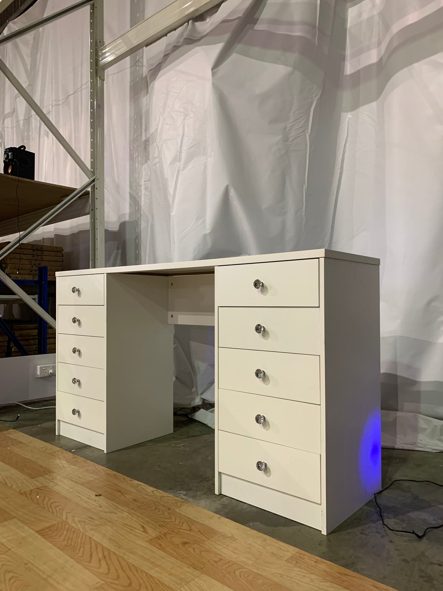 WHITE MAKE-UP DRESSER TABLE WITH LED MIRROR WITH 10 DRAWERS KL-DS06