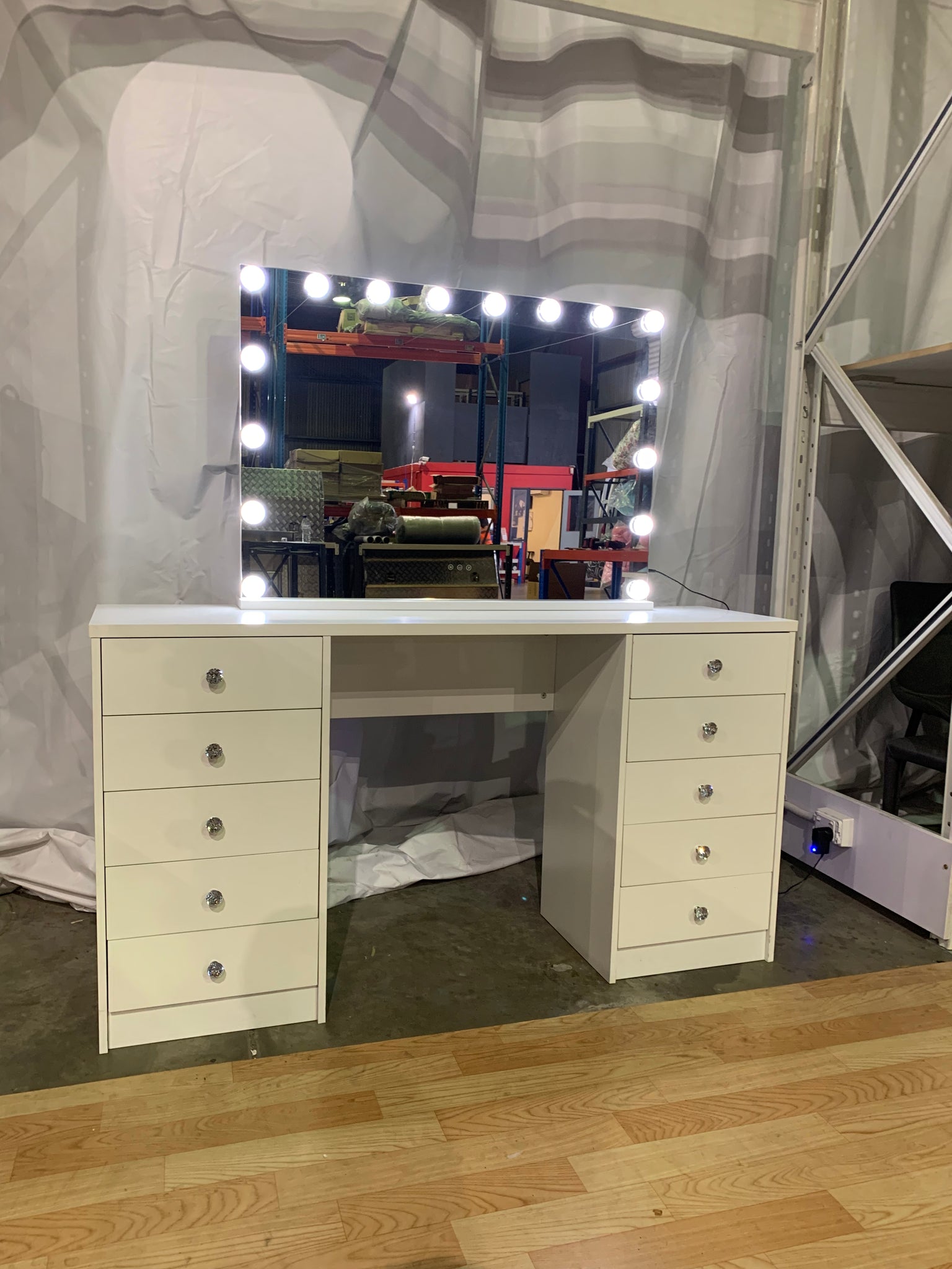 WHITE MAKE-UP DRESSER TABLE WITH LED MIRROR WITH 10 DRAWERS KL-DS06