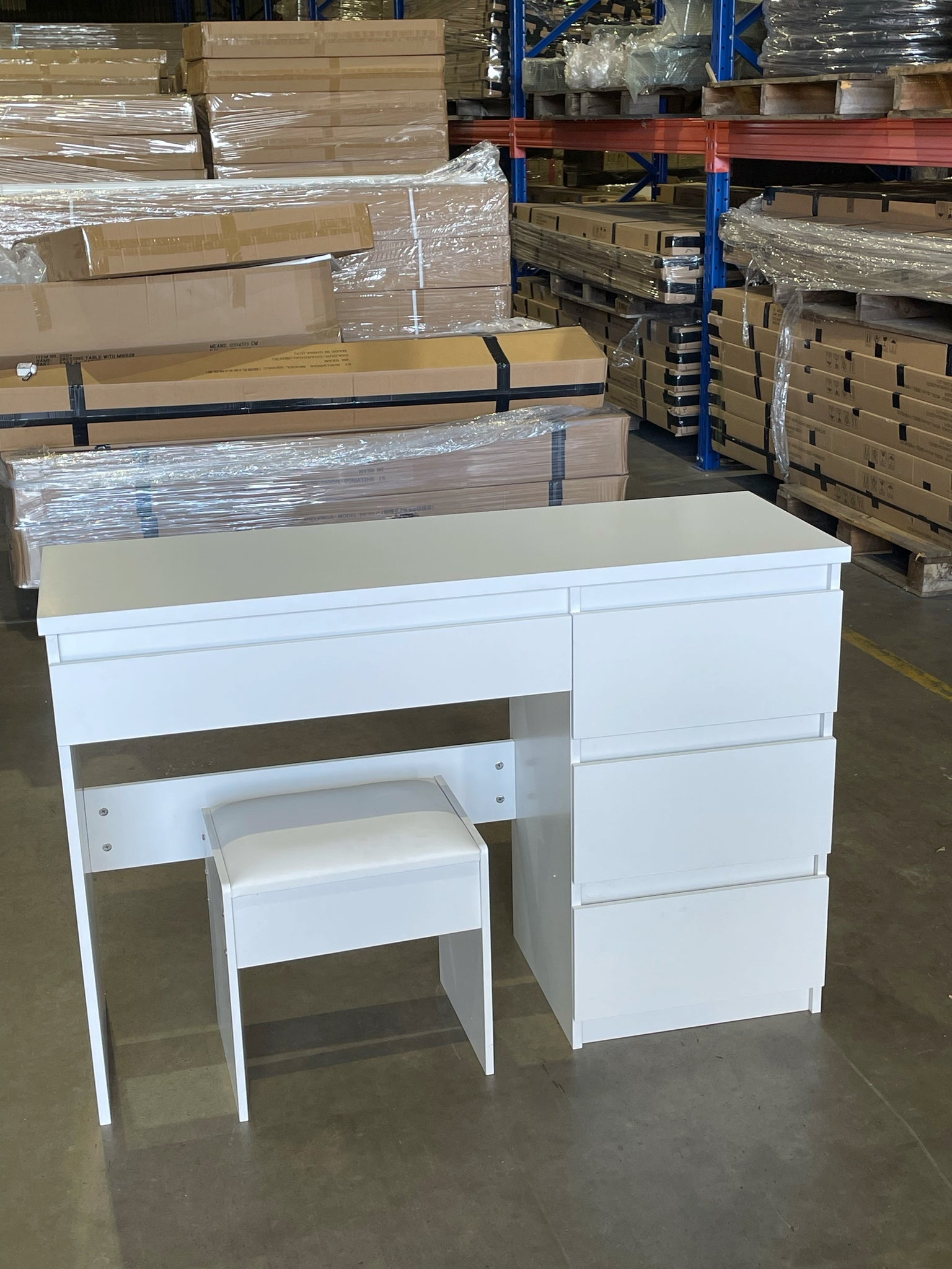 WHITE MAKE-UP DRESSER TABLE WITH DRAWERS & PULL OUT CHAIR KLDS04