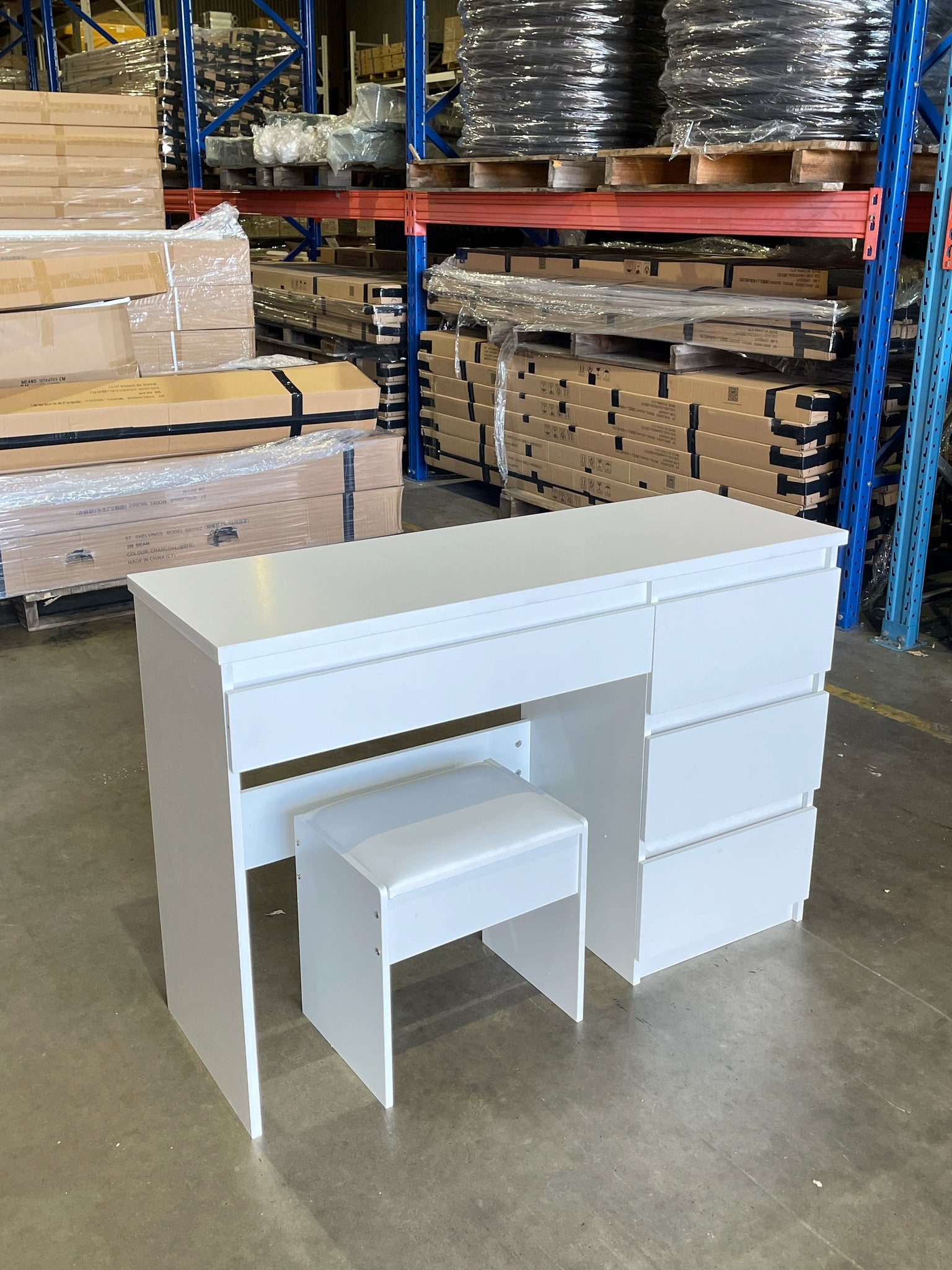 WHITE MAKE-UP DRESSER TABLE WITH DRAWERS & PULL OUT CHAIR KLDS04