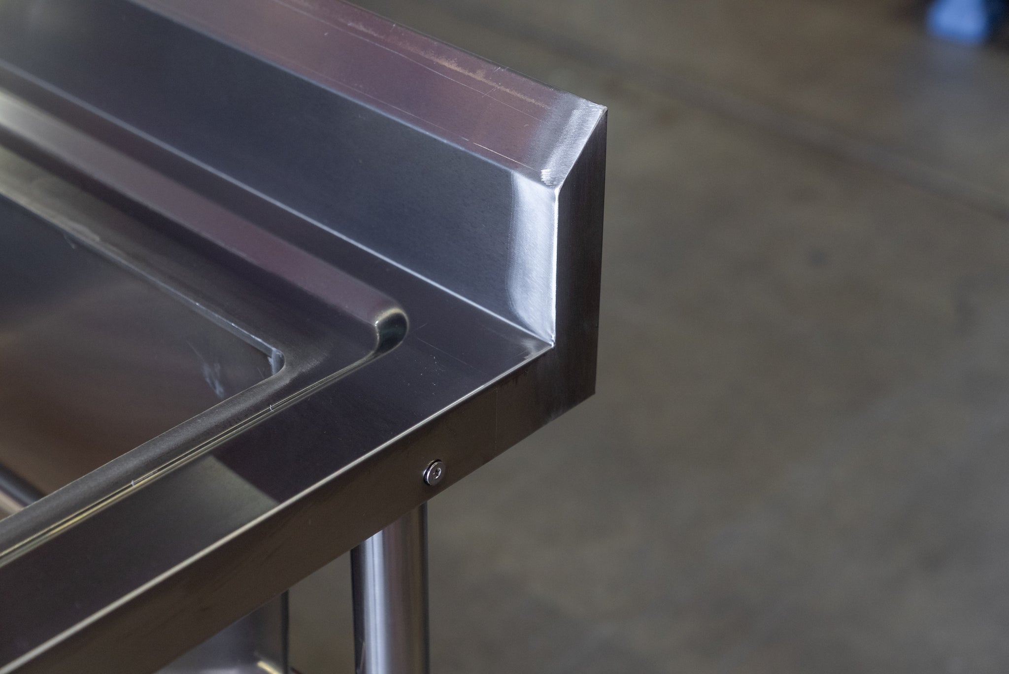(BRISBANE ONLY) 1500mmW X 600mm D X 900mm H Single Right Stainless Steel Commerical Kitchen Sink With 120mm Splashback
