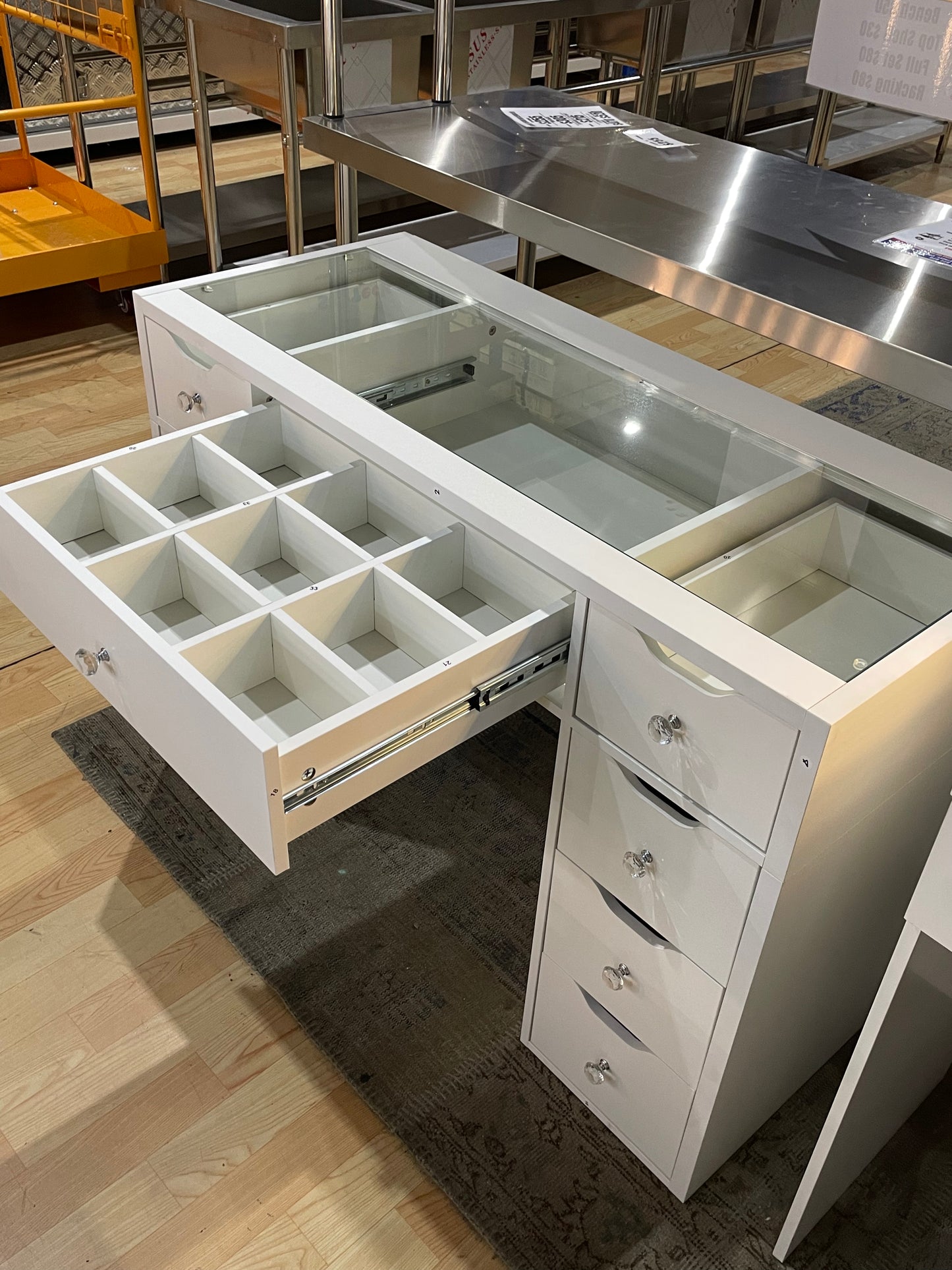1200mm White Glass Top Makeup Vanity Table with 9 Drawers, 1200mm