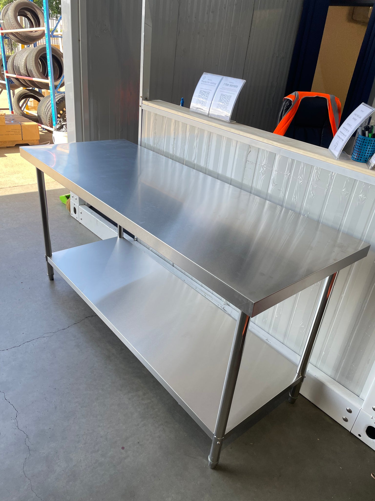 Back In stock around 1.1 (Brisbane ONLY) 1800(L)x700(D)x900(H)mm Stainless Steel Metal 2 Tier Workbench Kitchen Bench (Copy)