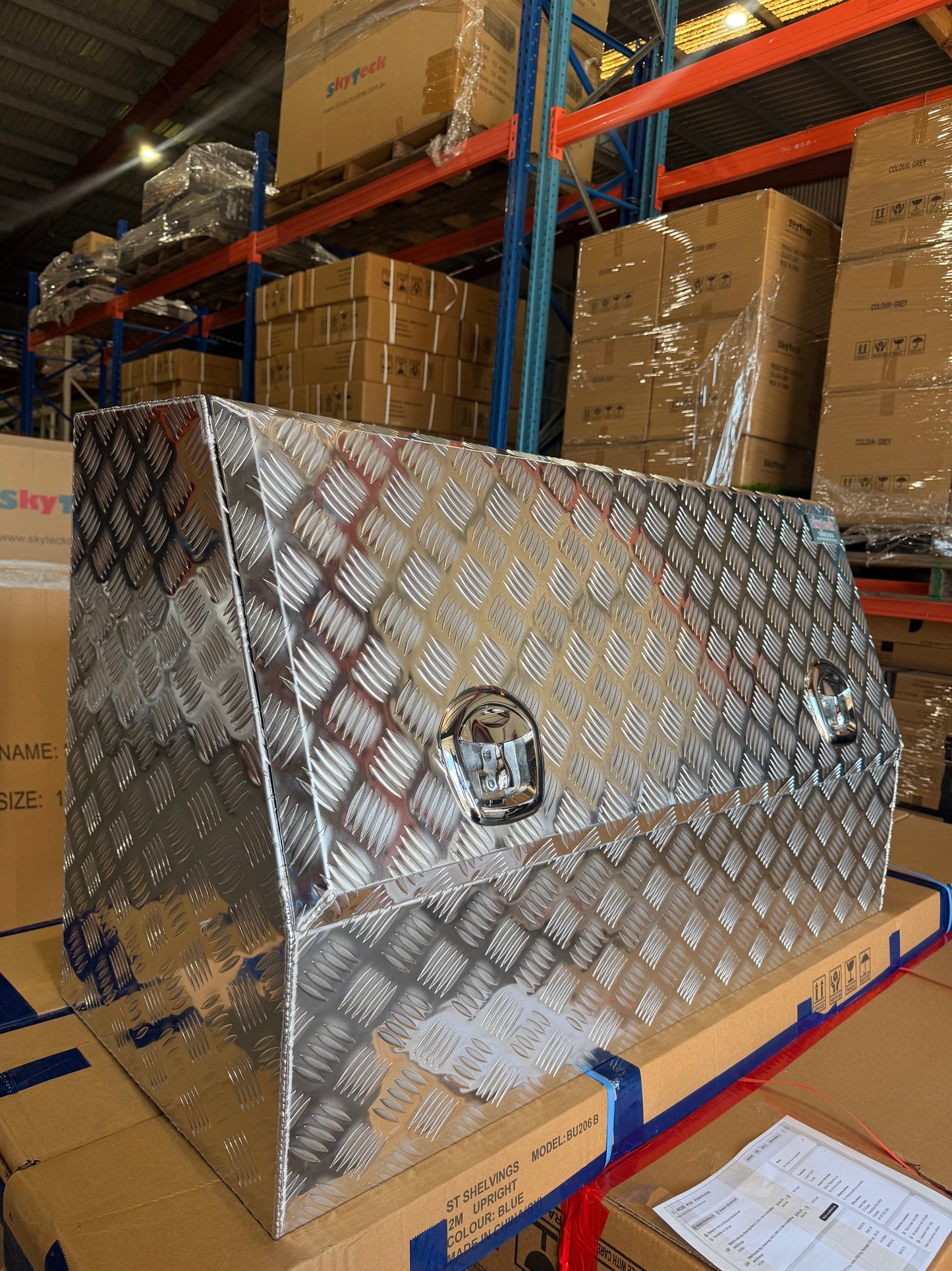 (Half Open) 120cm(L) x 50cm(D) x 70cm(H) Aluminum Checkerplate Tool Box for UTE & Trailer Storage (Sliver)