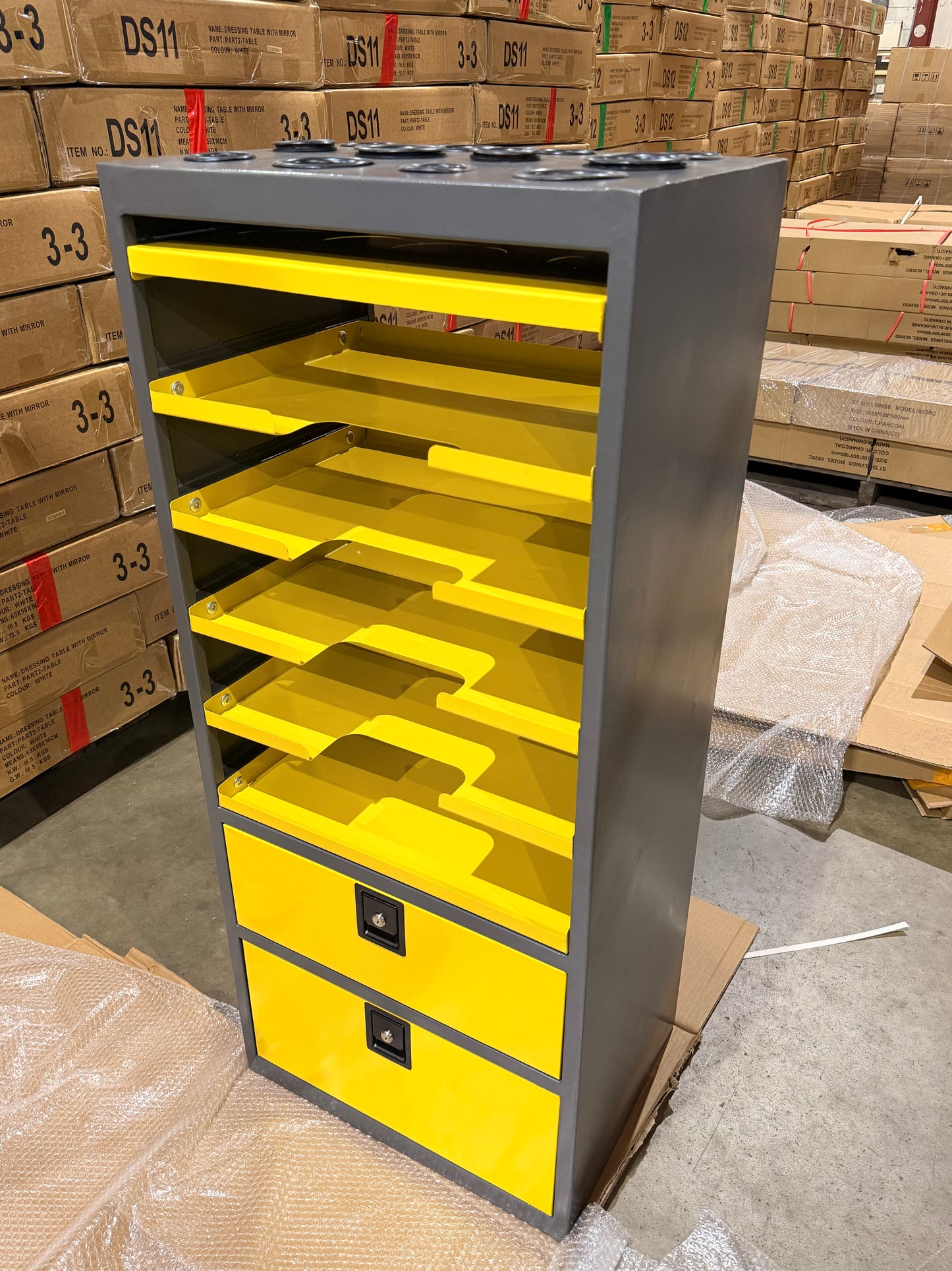 (Brisbane & Mel Only)  VST101 LOCKABLE HEAVY DUTY WORKSHOP STORAGE CABINET WITH TRAY AND DRAWER 1220MM*525MM*395MM