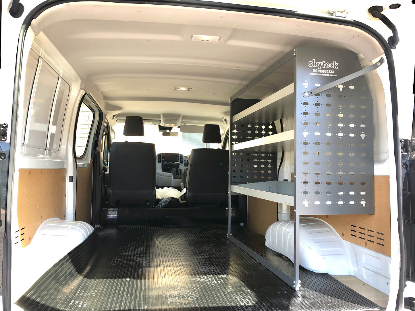 4-Tier Van Shelving Unit with Narrow Storage Bins 85x43x129cm