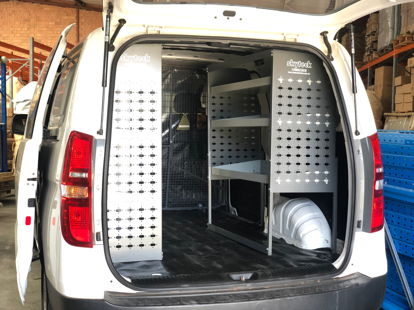 Van Shelving 4-Tier Mixed Storage Bin Combo 85x43x117cm