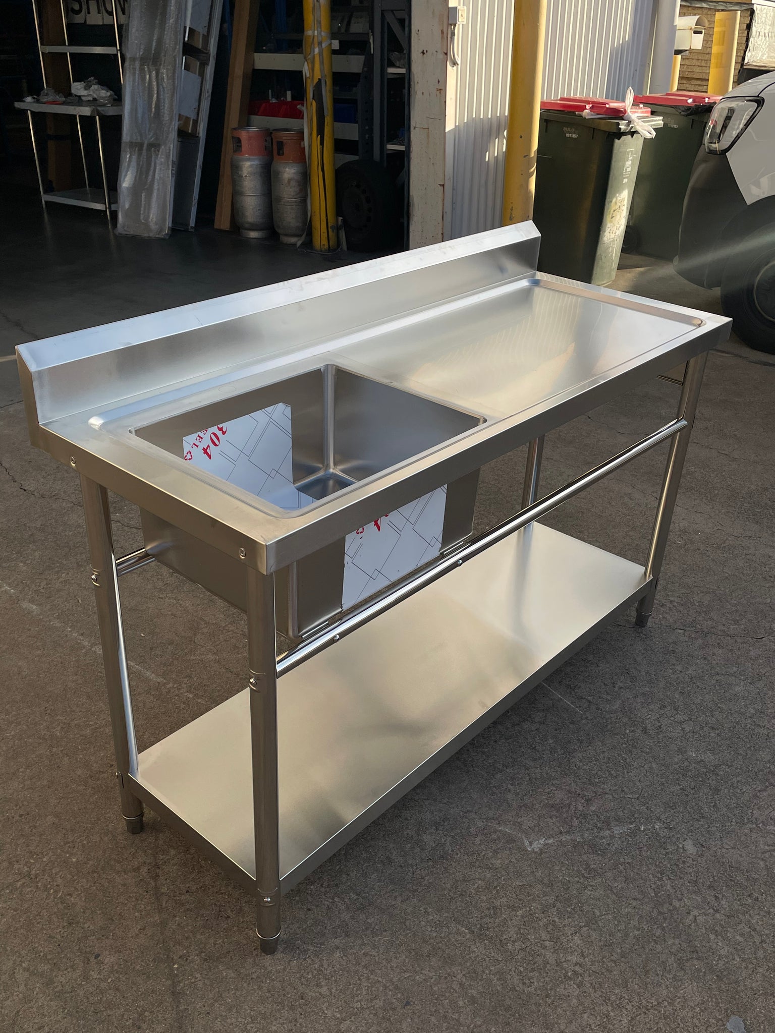 (BRISBANE ONLY) 1500mmW X 600mm D X 900mm H Single Left Stainless Steel Commerical Kitchen Sink With 120mm Splashback