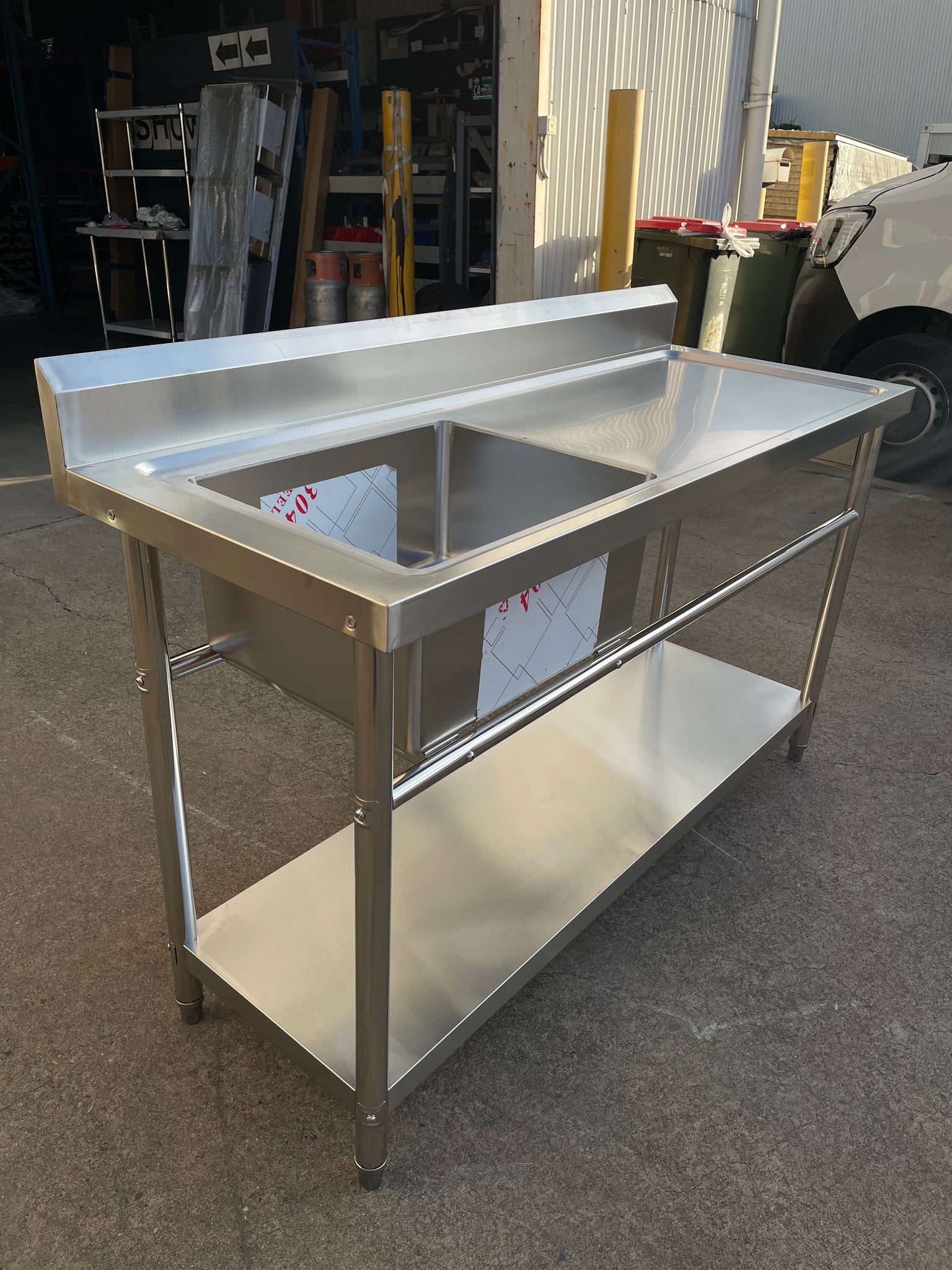 (BRISBANE ONLY) 1500mmW X 600mm D X 900mm H Single Left Stainless Sink With 120mm Splashback