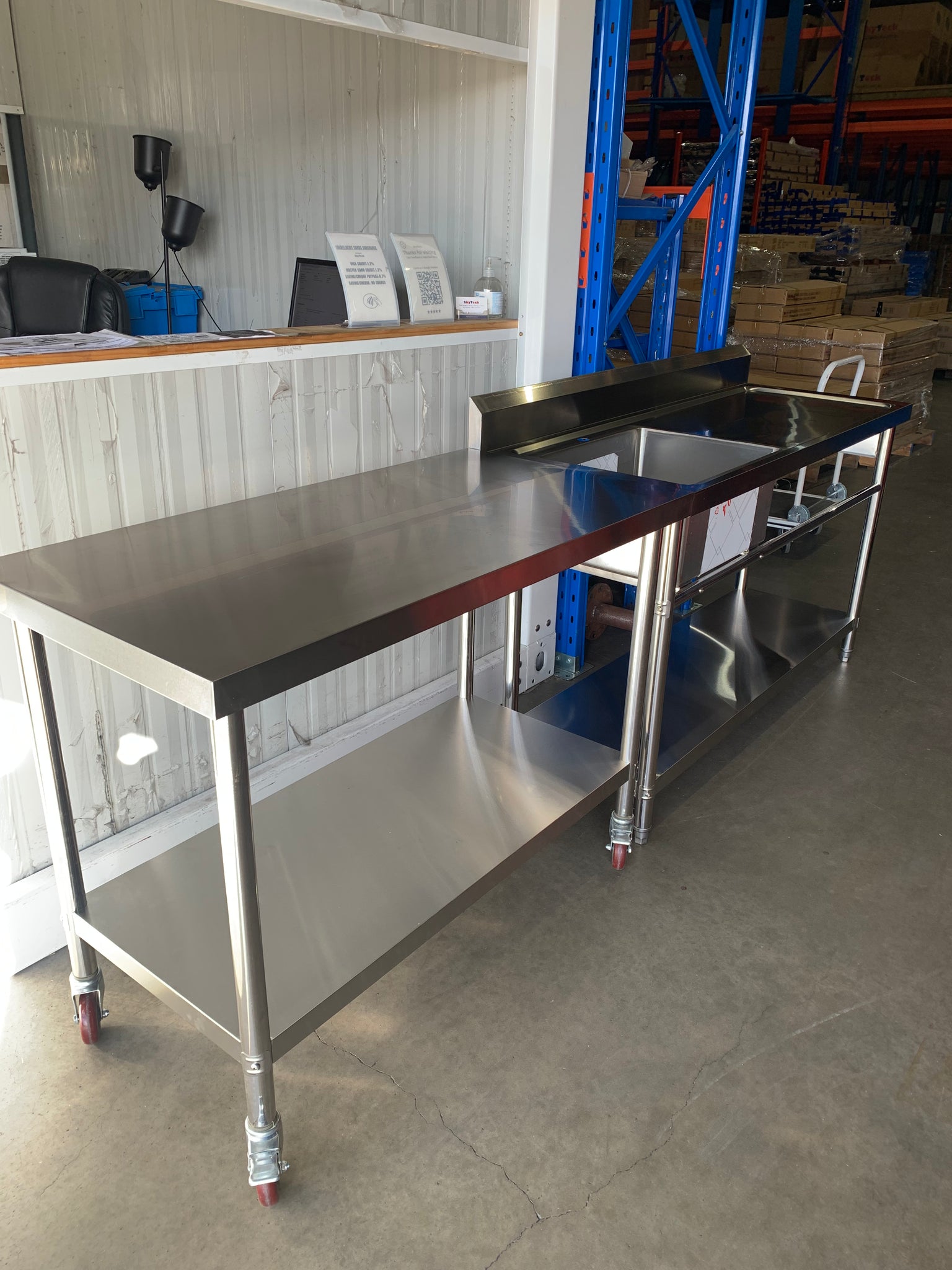 (Brisbane ONLY) WITH WHEEL 1500mm(L) x700(D) x900mm(H)  304 Stainless Steel Workbench with Wheels – 2-Tier Commercial Kitchen Prep Table, Outdoor BBQ Table, Food Prep & Garage Work Table