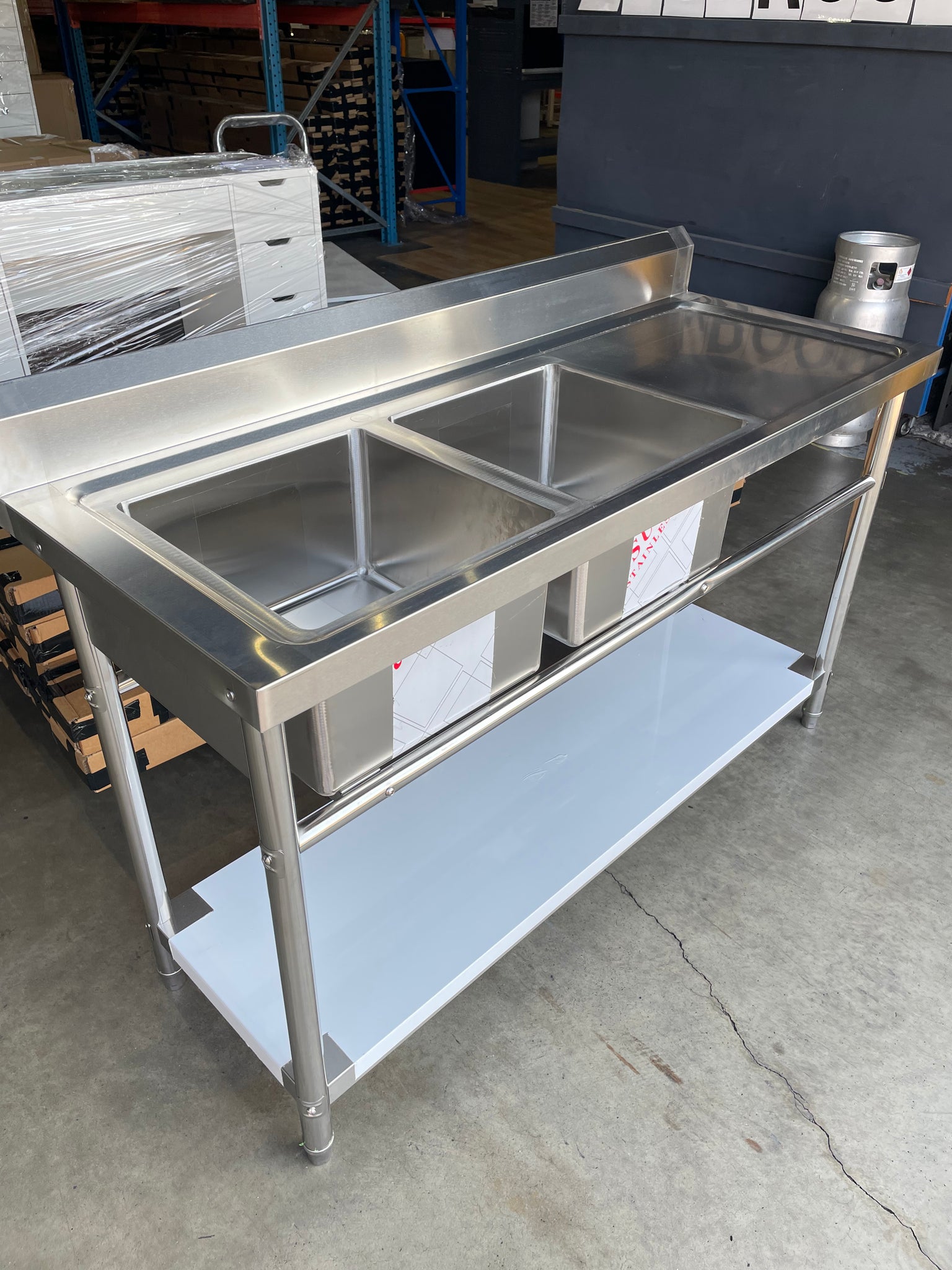 (BRISBANE ONLY) 1500mmW X 600mm D X 900mm H Double Stainless Steel Commerical Kitchen Sink With 120mm Splashback
