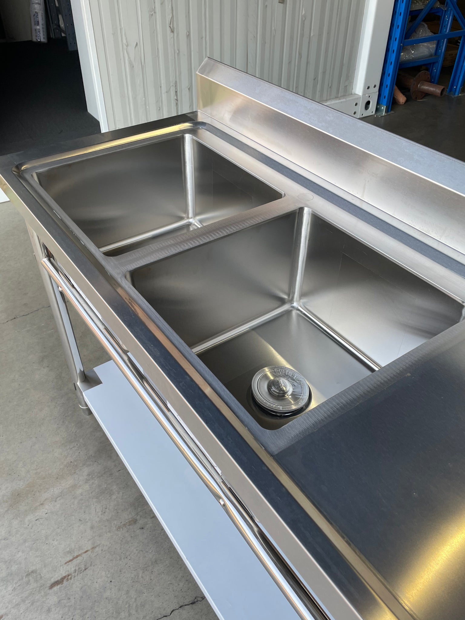 (BRISBANE ONLY) 1500mmW X 600mm D X 900mm H Double Stainless Steel Commerical Kitchen Sink With 120mm Splashback