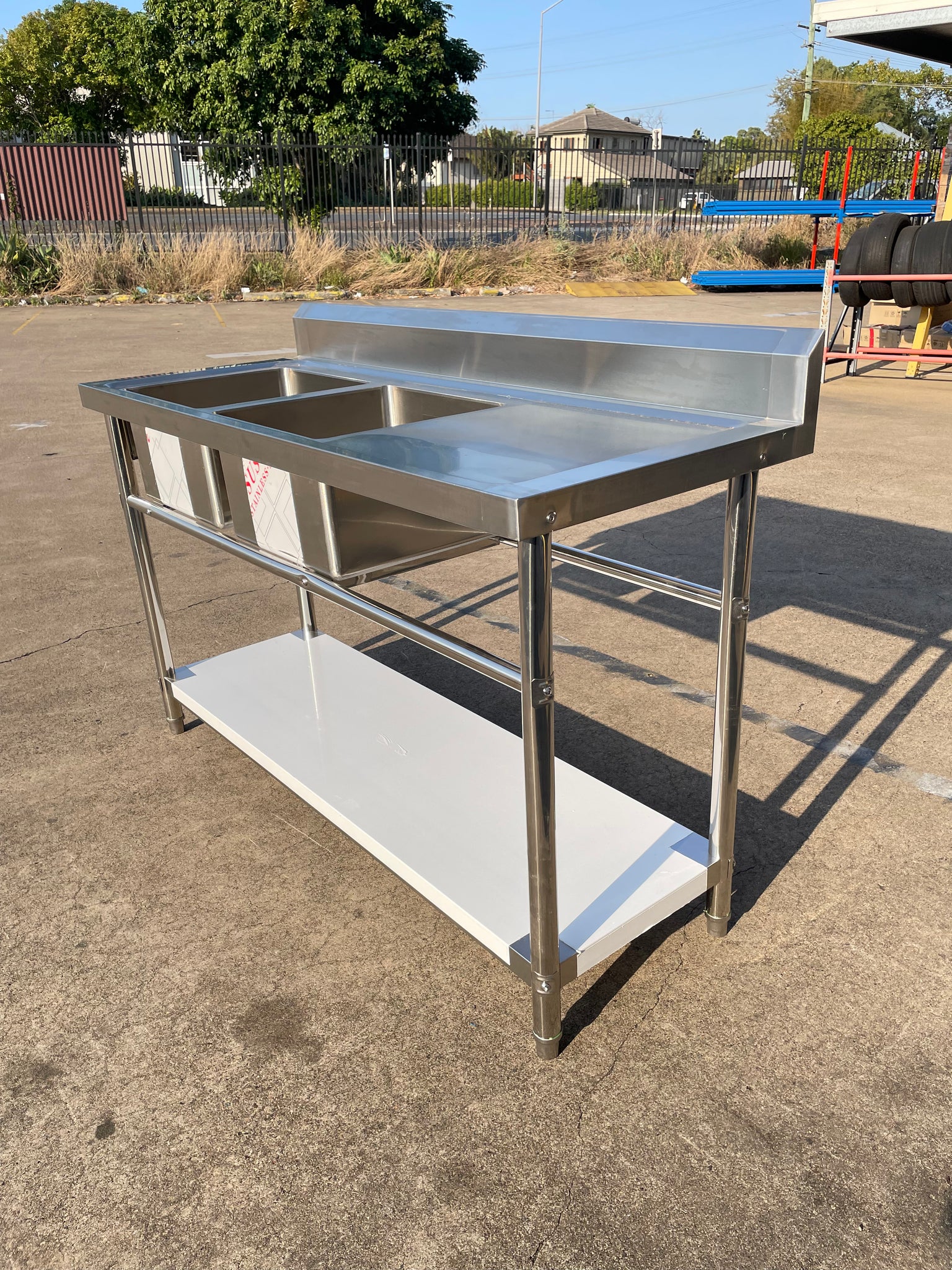 (BRISBANE ONLY) 1500mmW X 600mm D X 900mm H Double Stainless Steel Commerical Kitchen Sink With 120mm Splashback