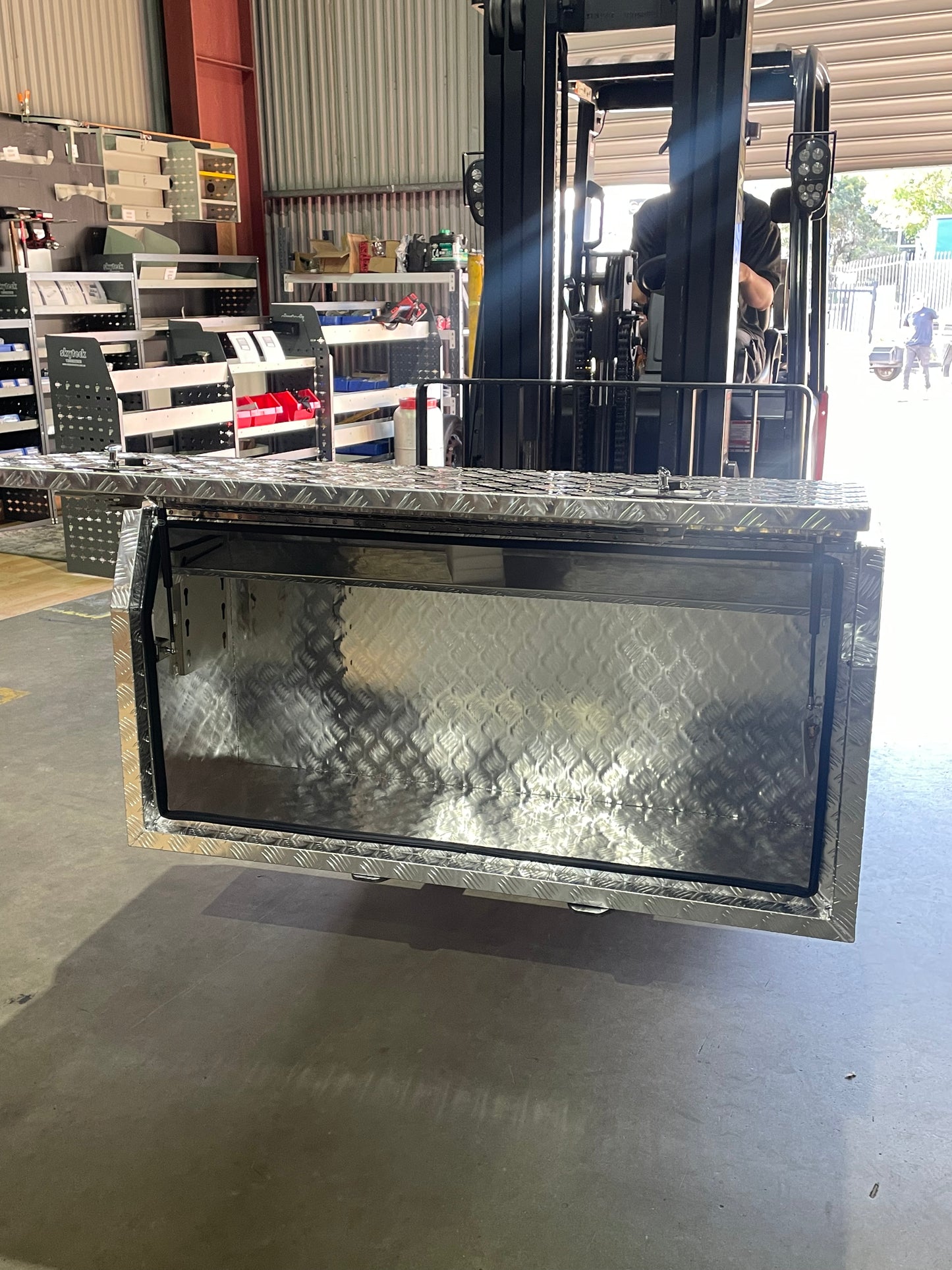 Aluminium Checkerplate Tool Box for Ute and Trailer 170x50x70cm