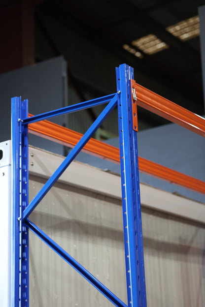 2591mm Steel Pallet Racking Beam – Orange, 2-Tonne Capacity