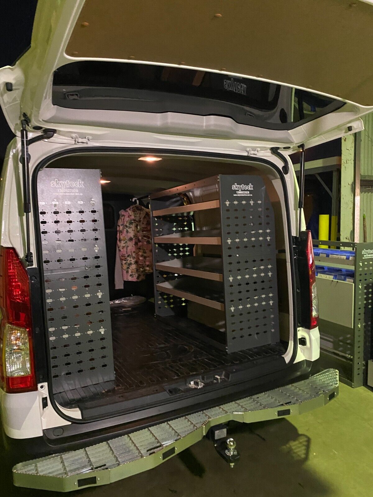 4-Tier Steel Van Shelving Unit 126cm x 117cm x 33cm