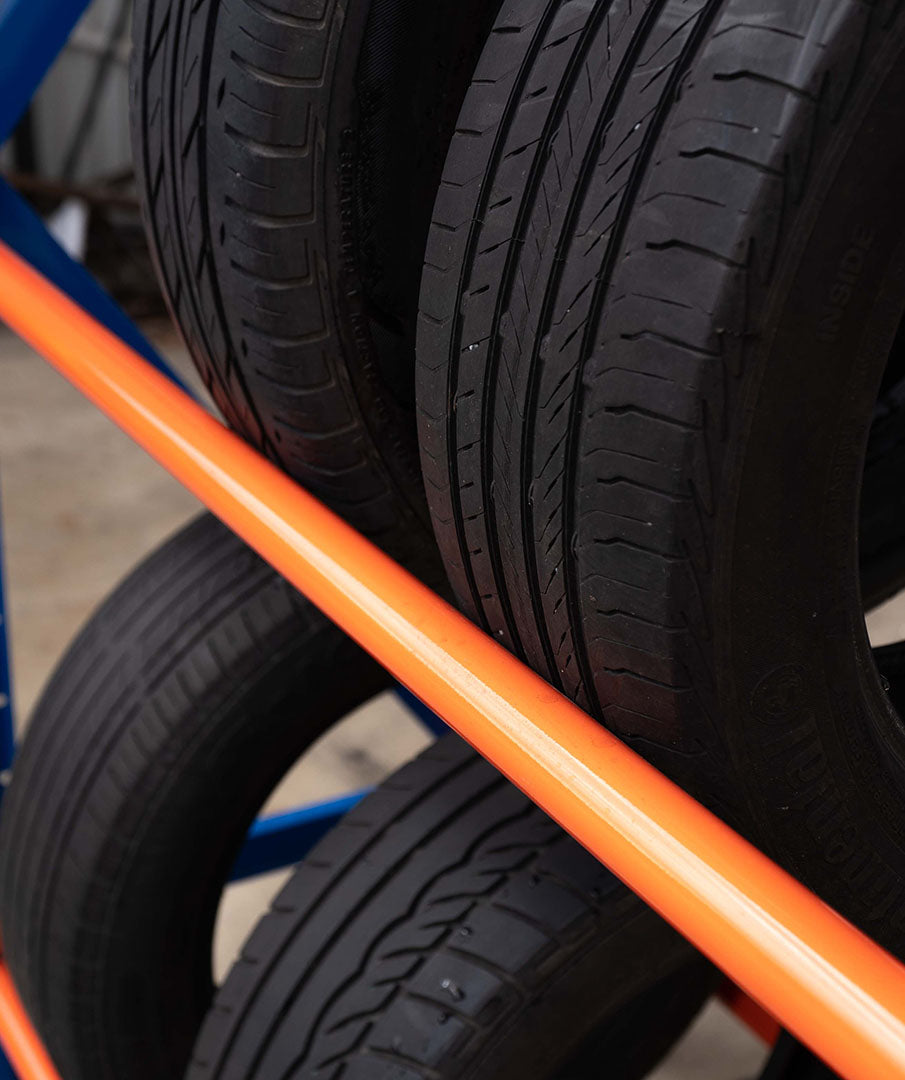 (Brisbane & Sydney Only) HEAVY DUTY TYRE RACK 2M X 2.4M BLUE & ORANGE ...