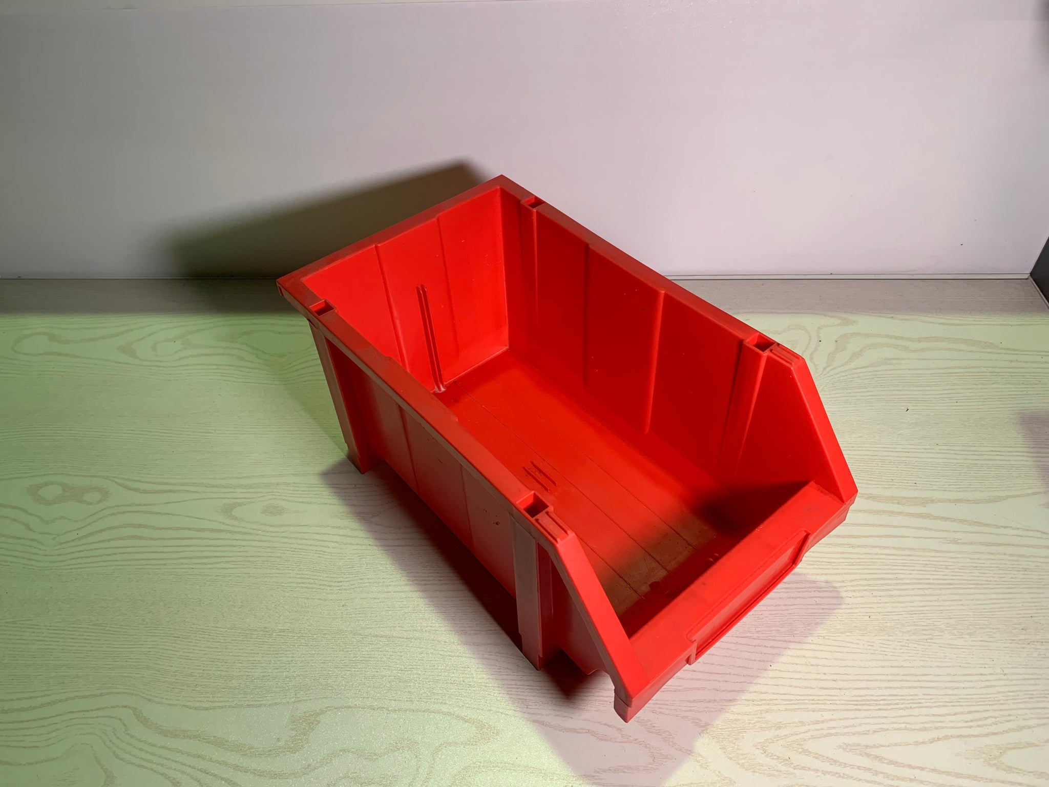 RED PLASTIC STACKABLE SPACE SAVING STORAGE BIN PK008